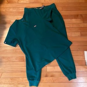 Figs scrubs set - Hunter green